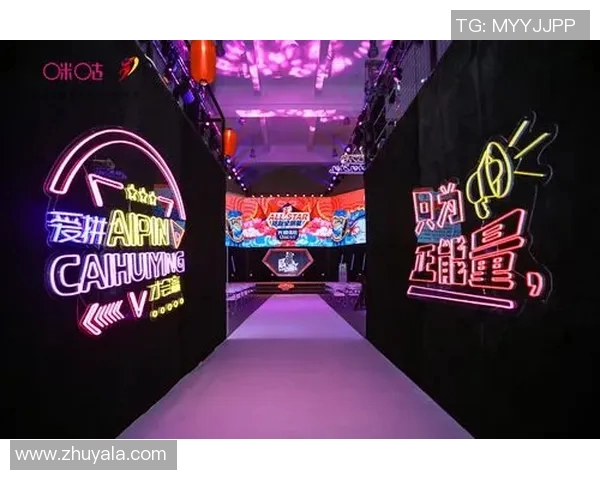 彩票店里的足球明星门帘带你领略精彩赛事与幸运时刻的完美结合