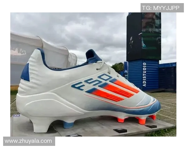 足球明星们的足球鞋背后的故事与品牌传奇